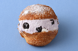クリームボーラ(ブルーベリー).jpg